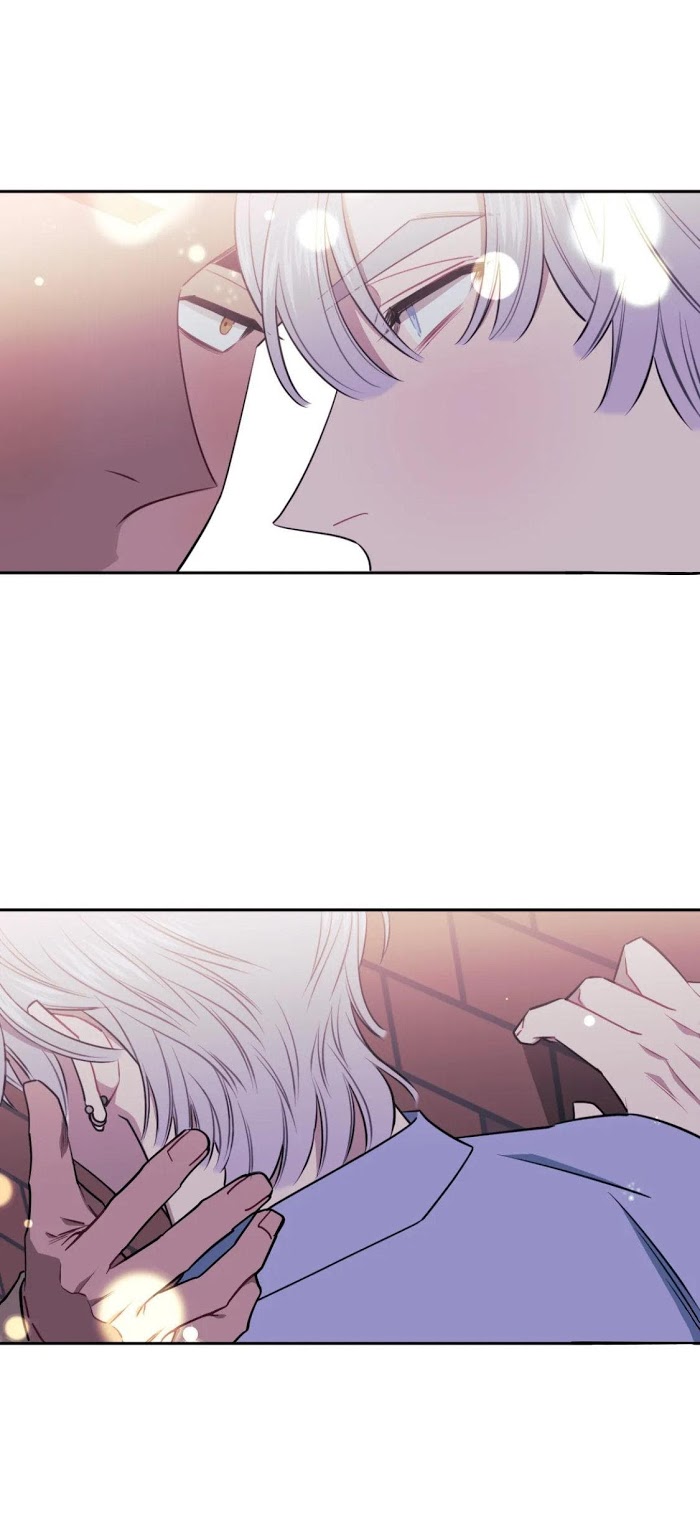 Read Stranger Than Friends Manga Online