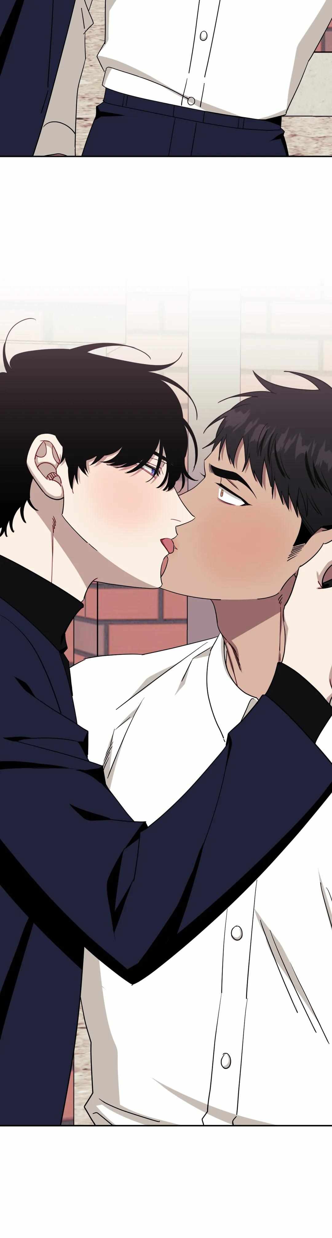 Read Stranger Than Friends Manga Online